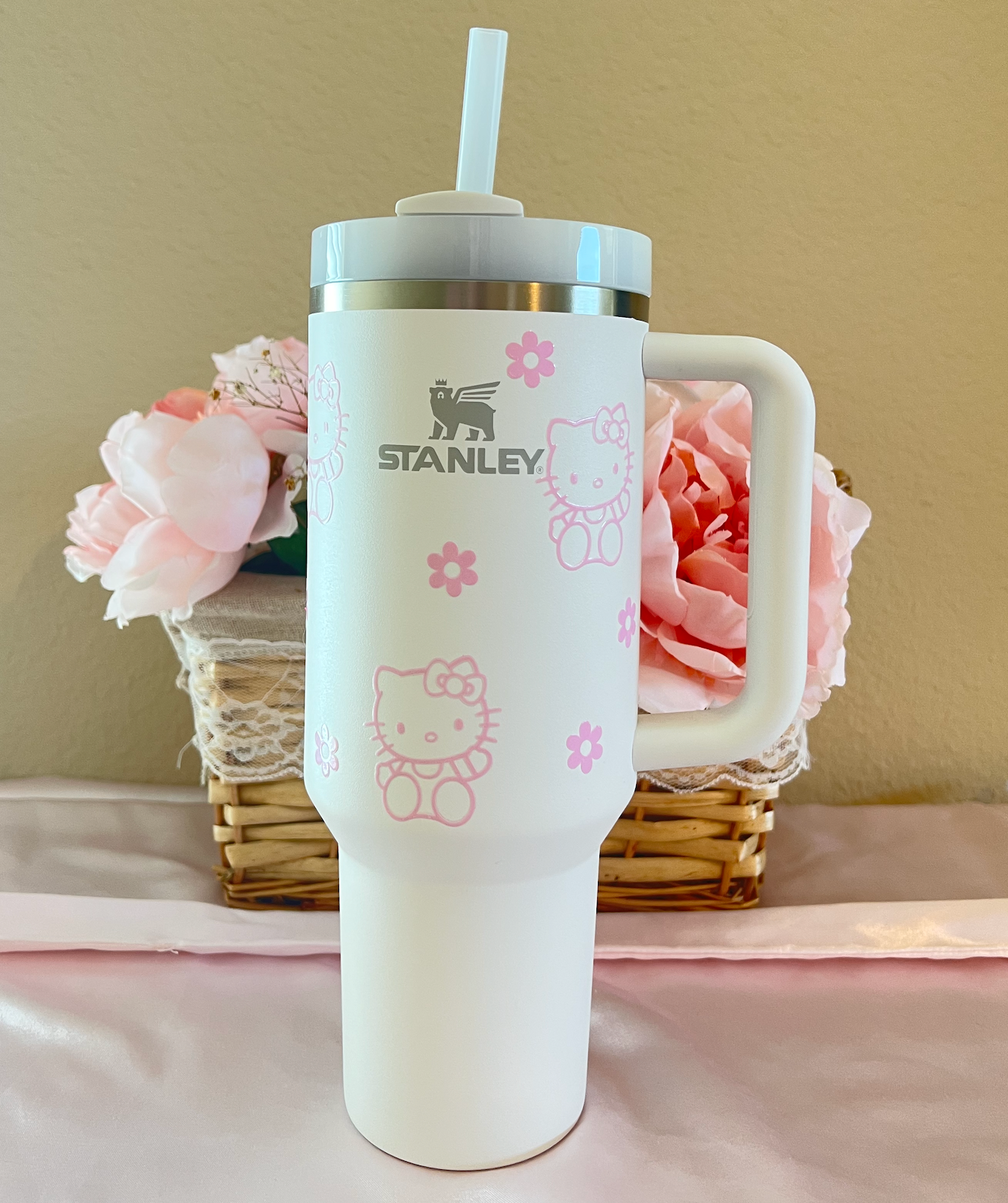 stanley 40 oz hk flower white